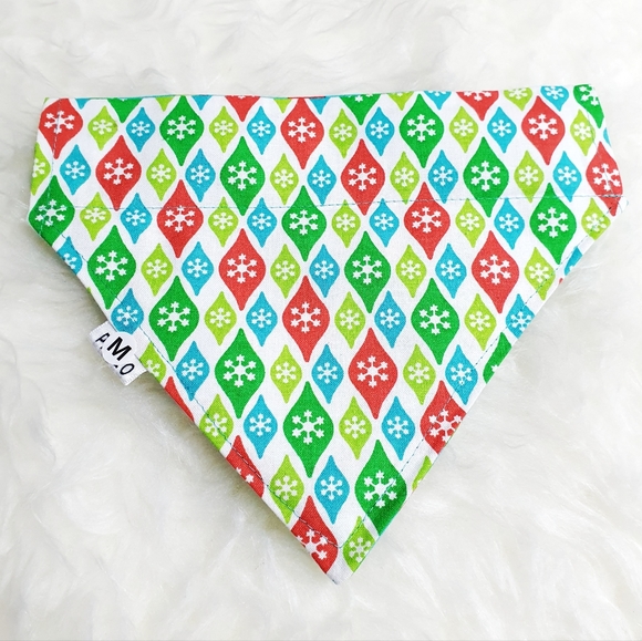 🐶 5 for $15 * Pablo Christmas Cactus Dog Bandana - Picture 3 of 5